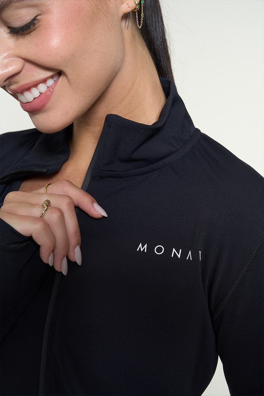 MONAT Regular Fitted Full-Zip Activewear Jacket – Black