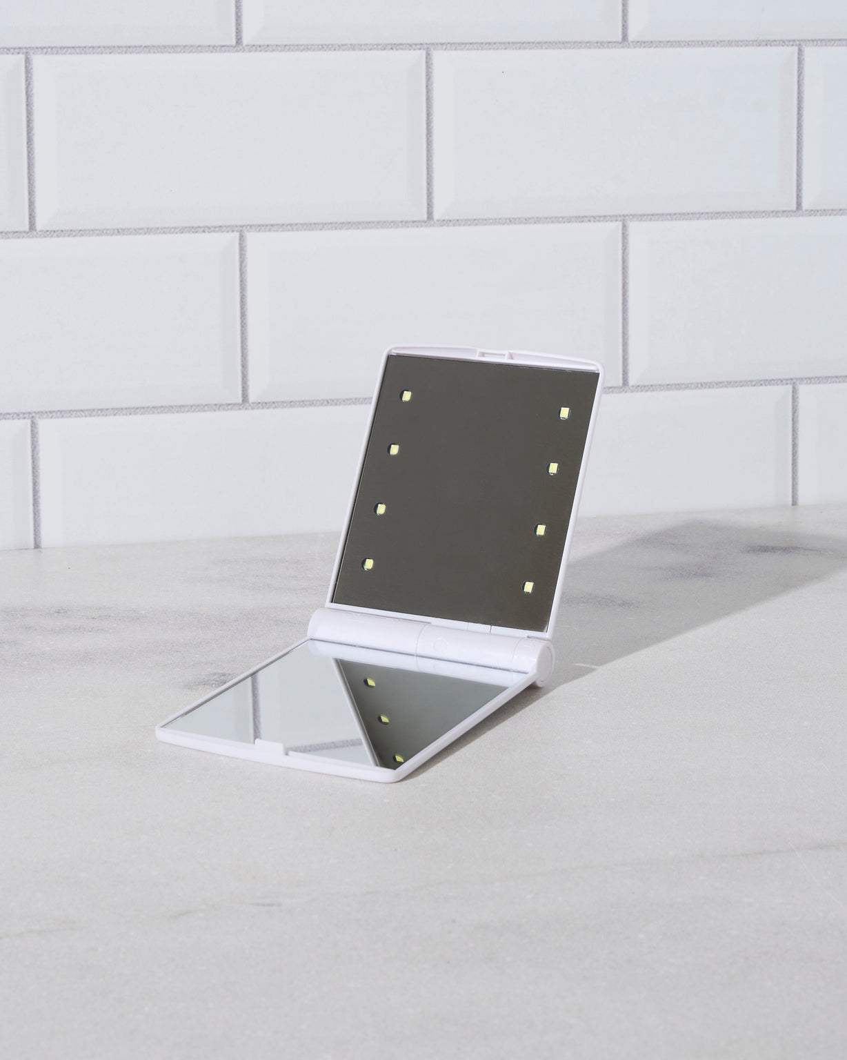 MONAT Travel LED Mirror