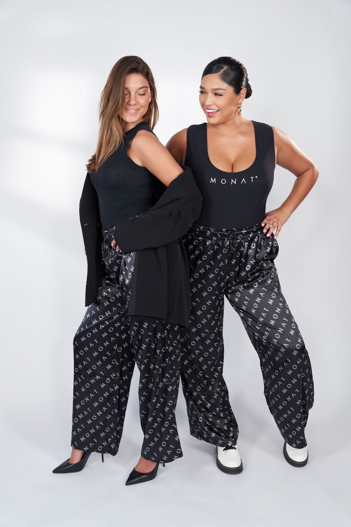 MONAT SATIN ALL OVER PRINT PANT