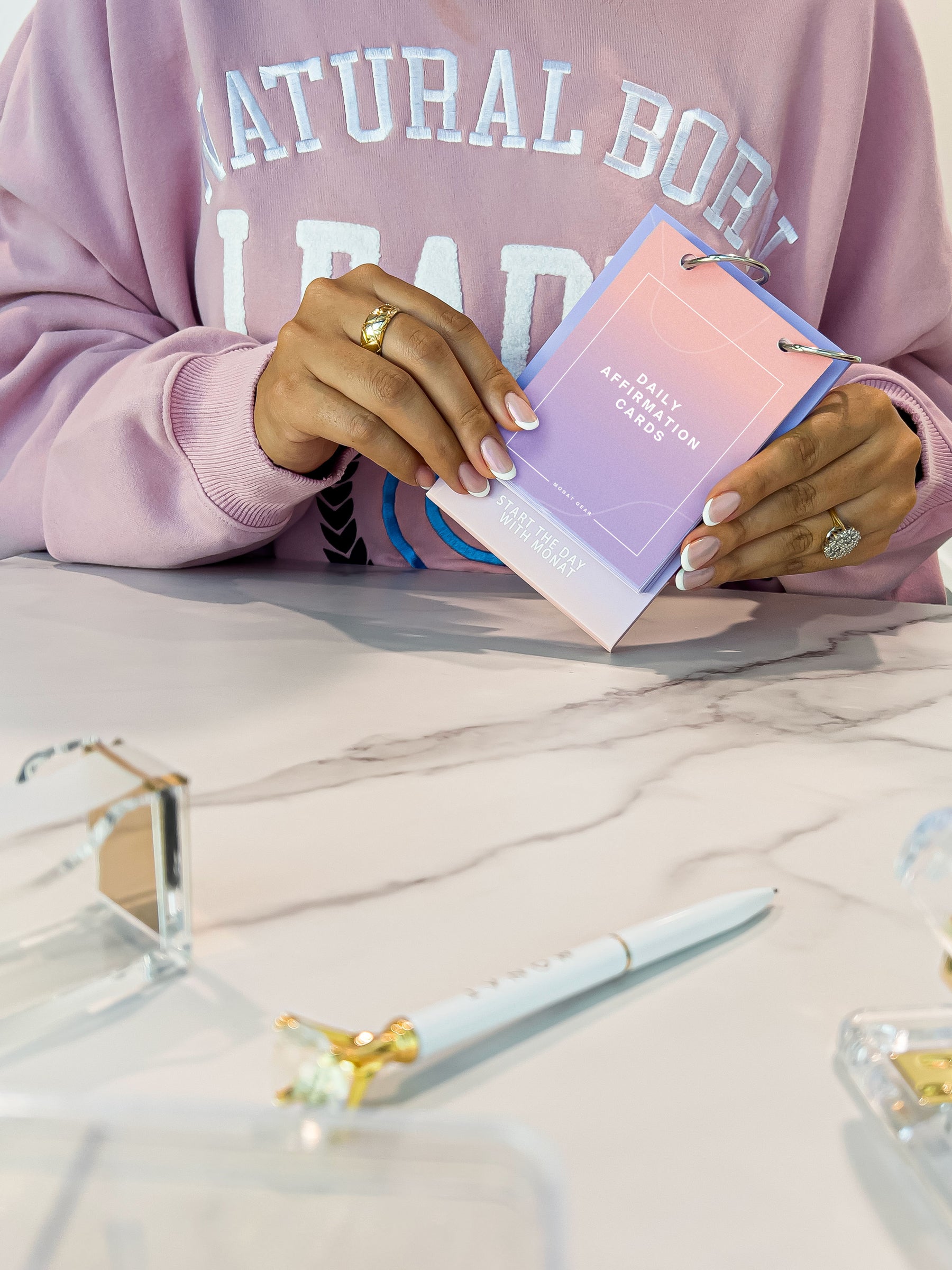 MONAT DAILY AFFIRMATION CARDS