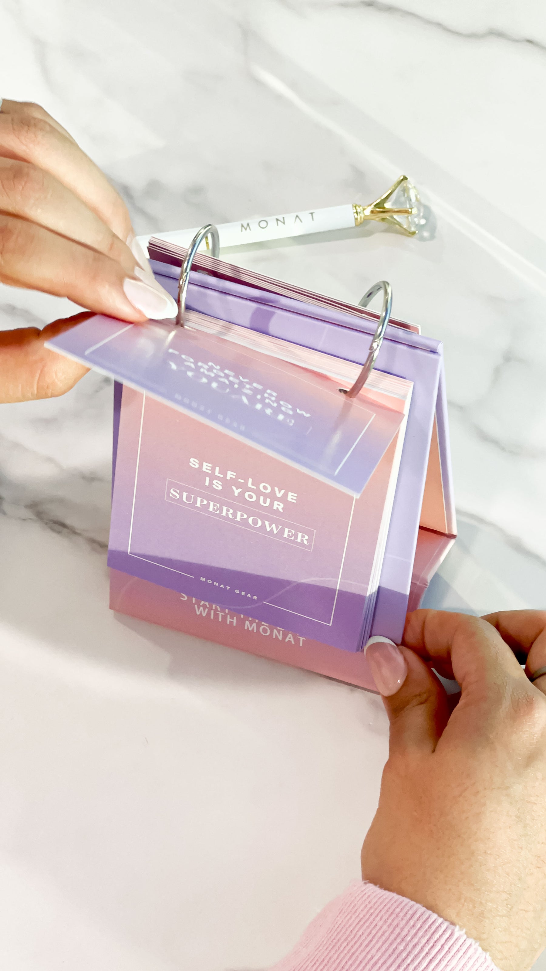 MONAT DAILY AFFIRMATION CARDS