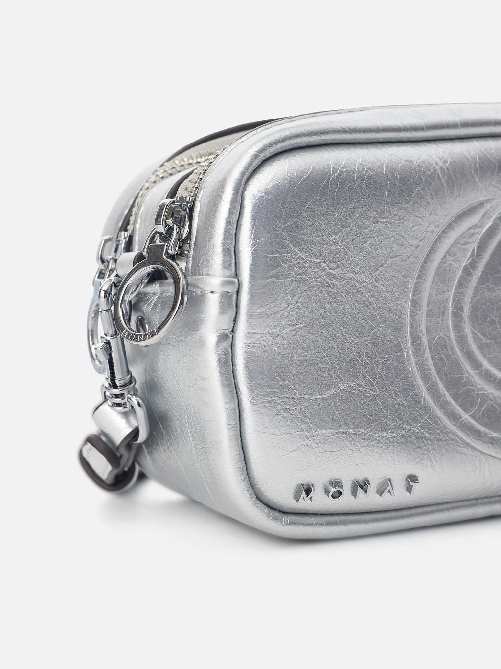 MONAT CROSS BODY BAG -Silver