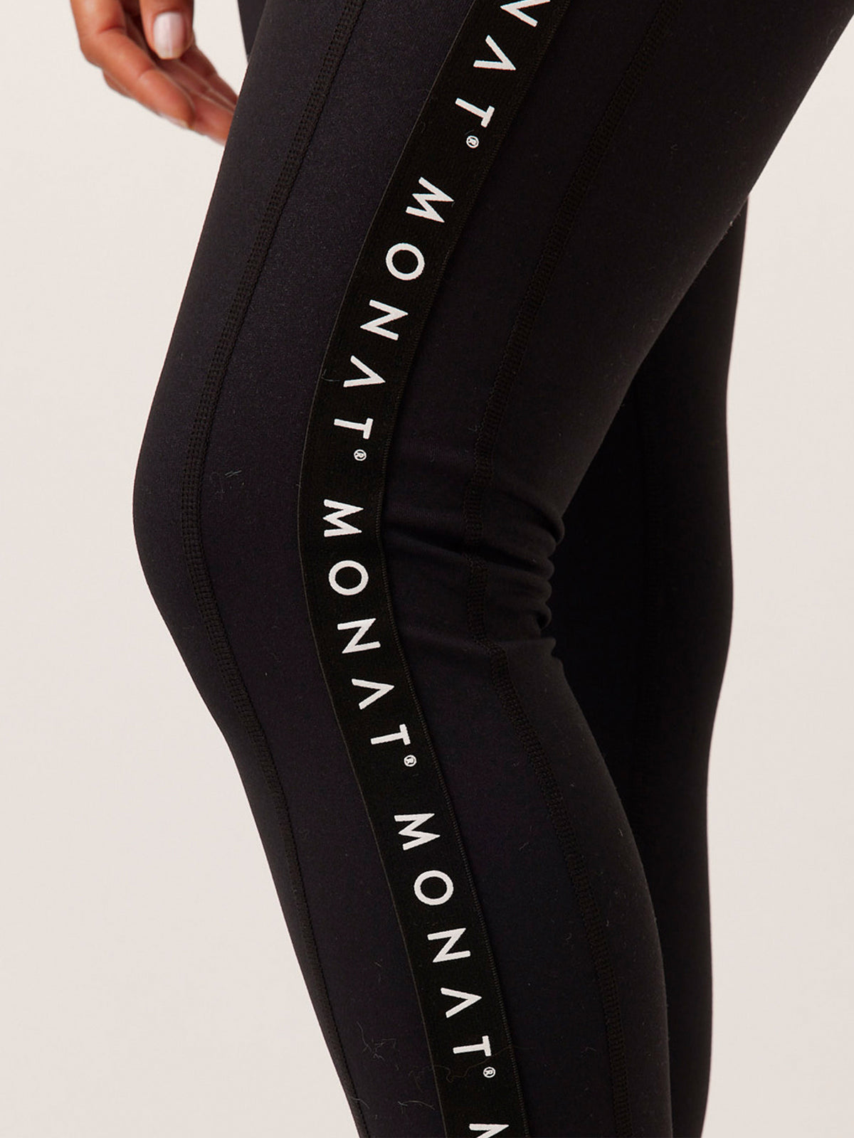 MONAT PANELED ACTIVE LEGGING
