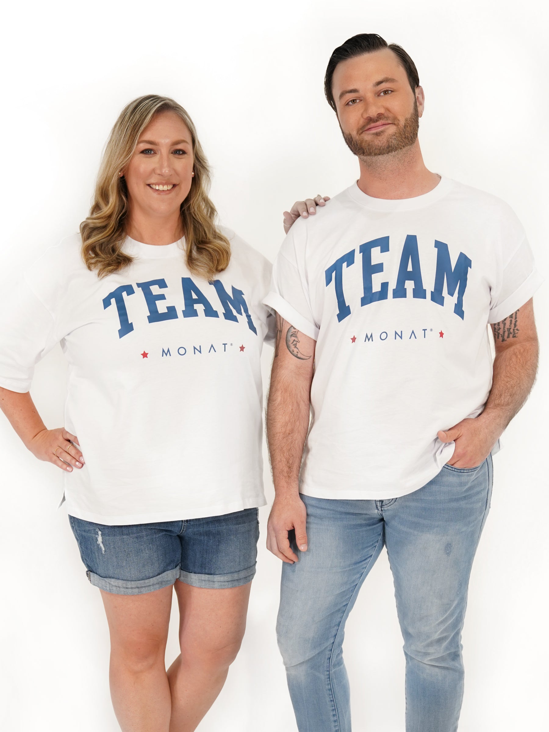TEAM MONAT OVERSIZED WHITE TEE