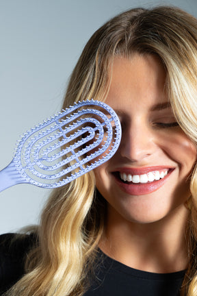 MONAT Detangling Brush