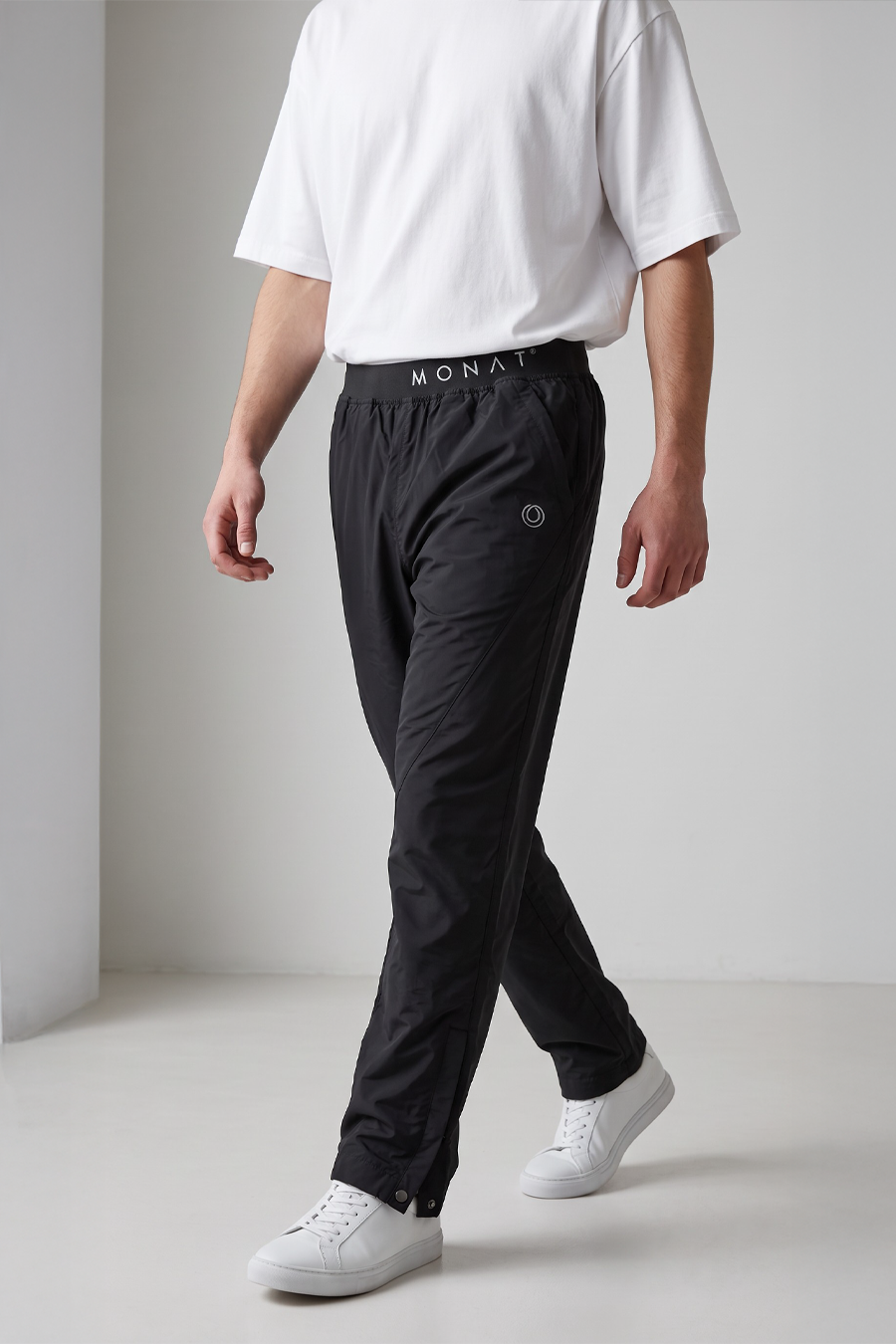 MONAT Unisex Jogger – Black