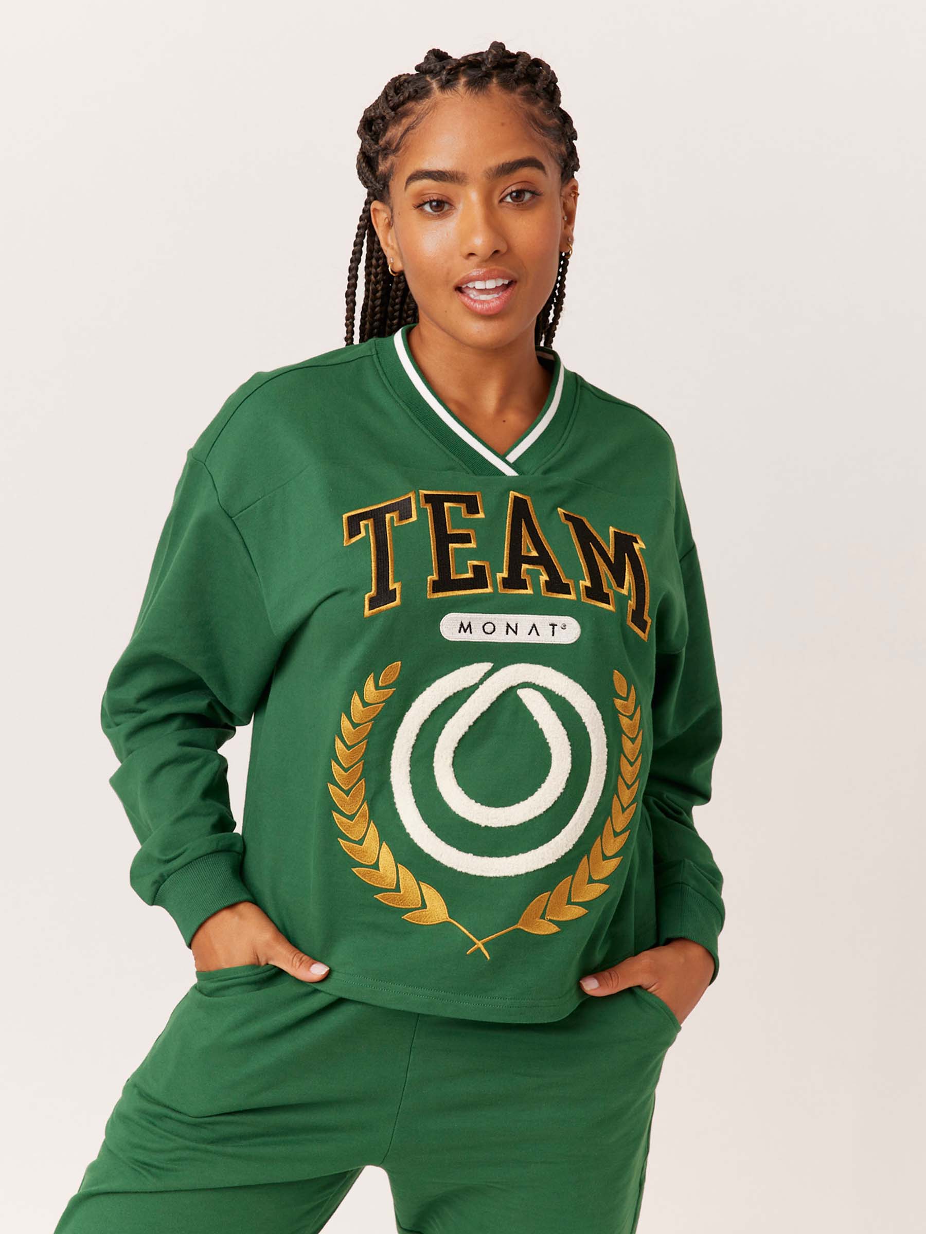 TEAM MONAT V-NECK SWEATSHIRT