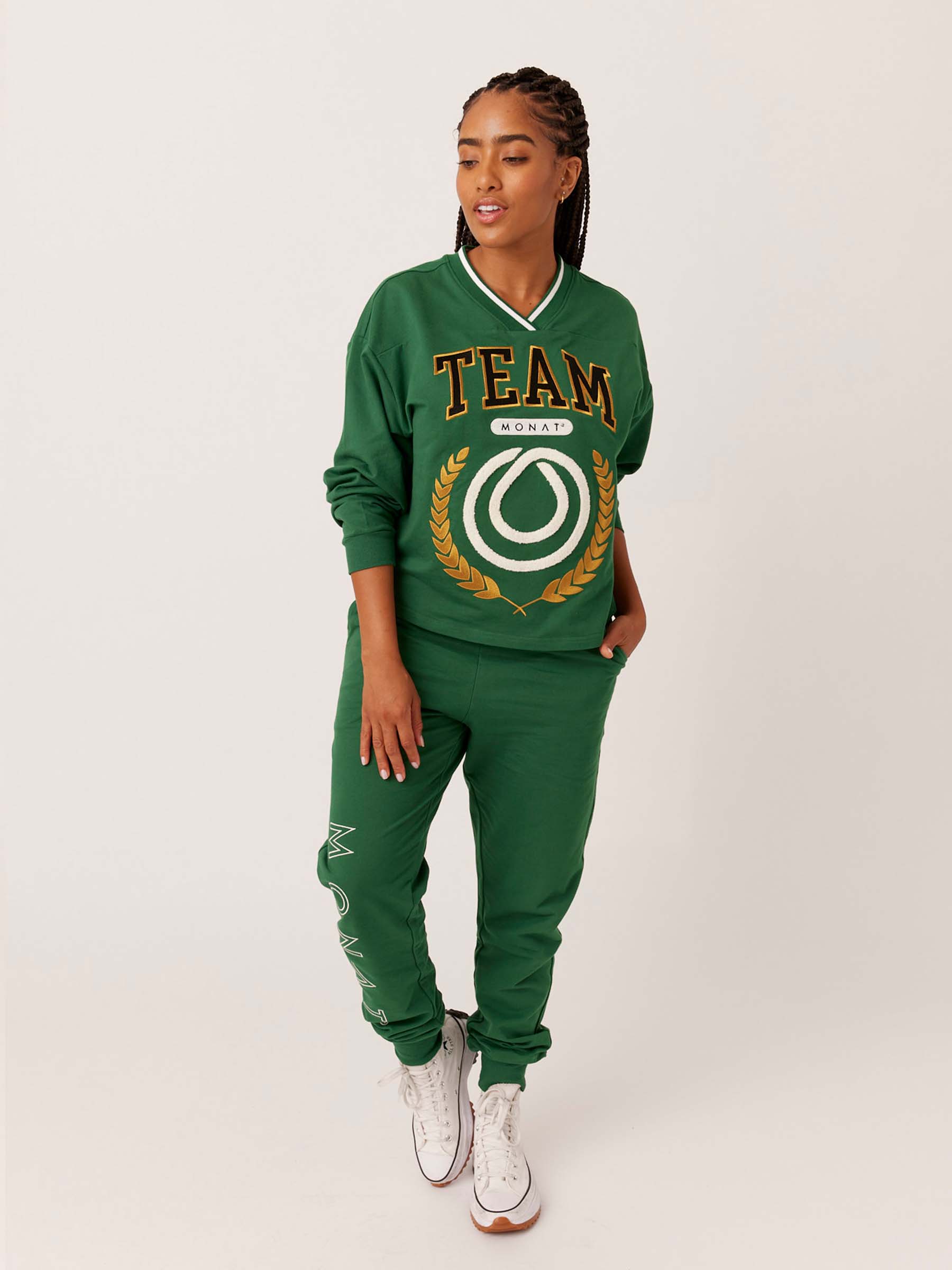 TEAM MONAT V-NECK SWEATSHIRT