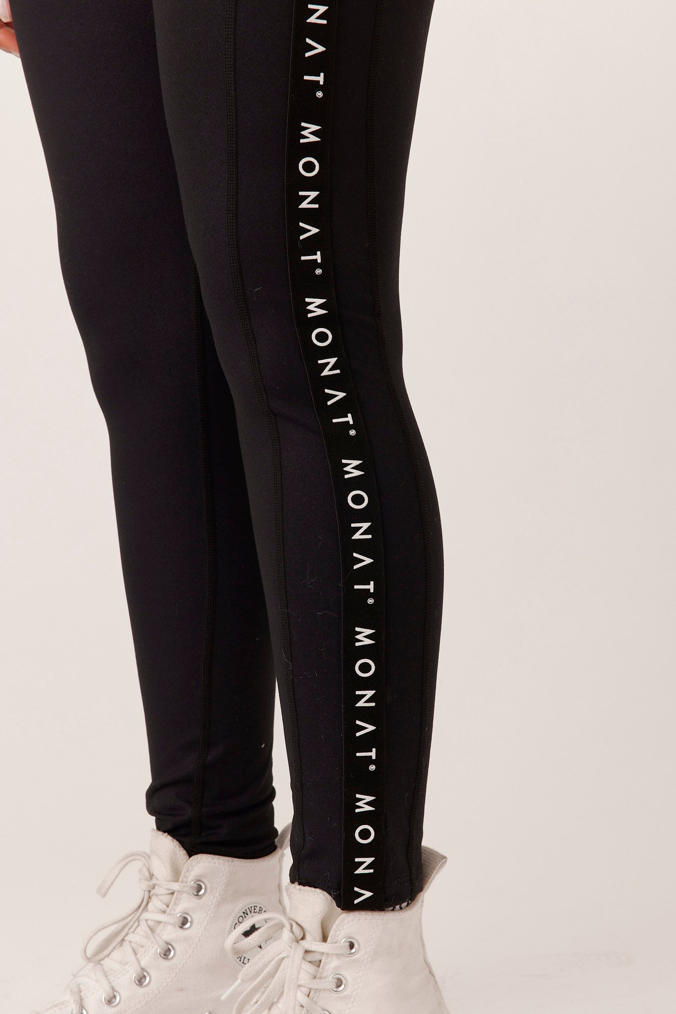 MONAT PANELED ACTIVE LEGGING