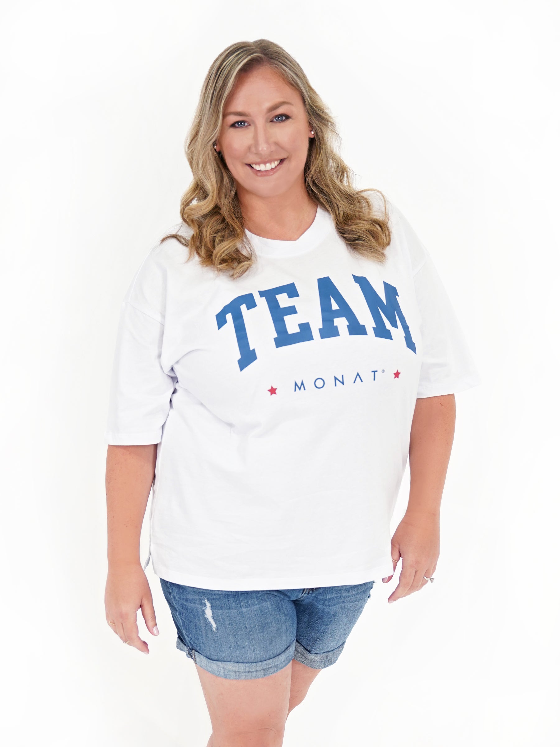 TEAM MONAT OVERSIZED WHITE TEE - Main Image