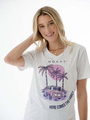 MONAT HERE COMES THE FAMILY TEE V-NECK